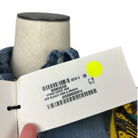 Gucci NWT SS 19 Bleached Oversized Denim Midi Dress w/ Cat Broach 38 M - Picture 5 of 9